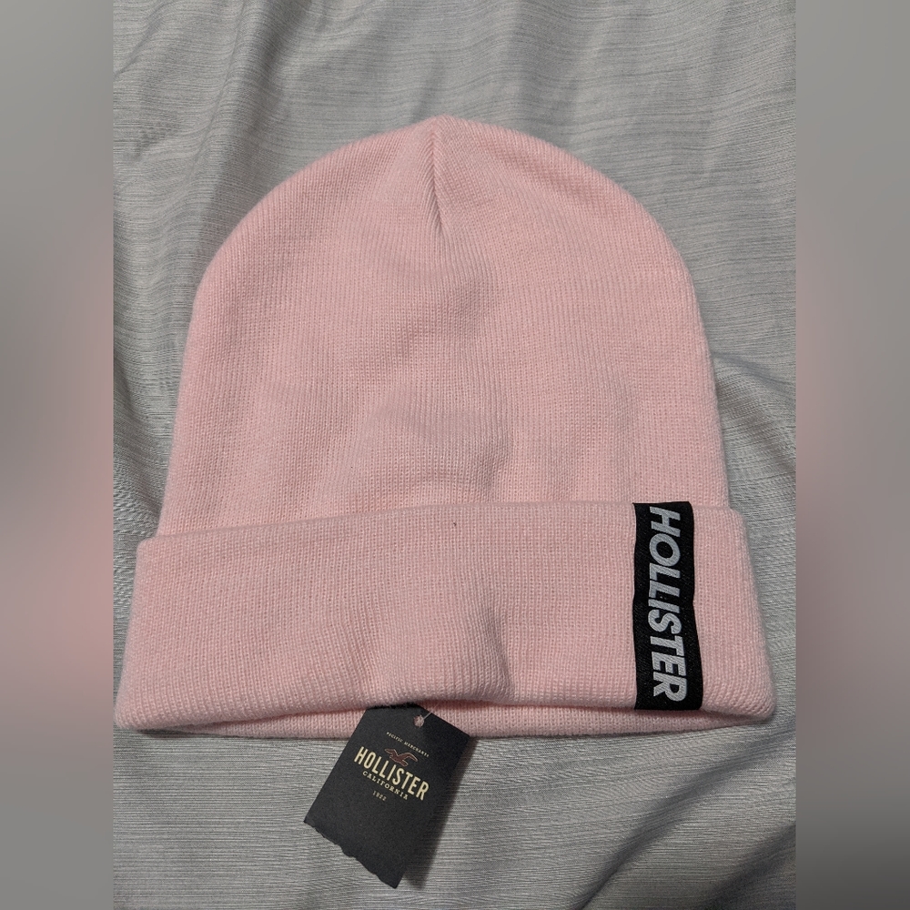NWT Hollister hat / beanie